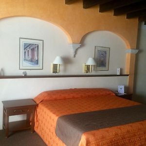 Habitación con Cama King